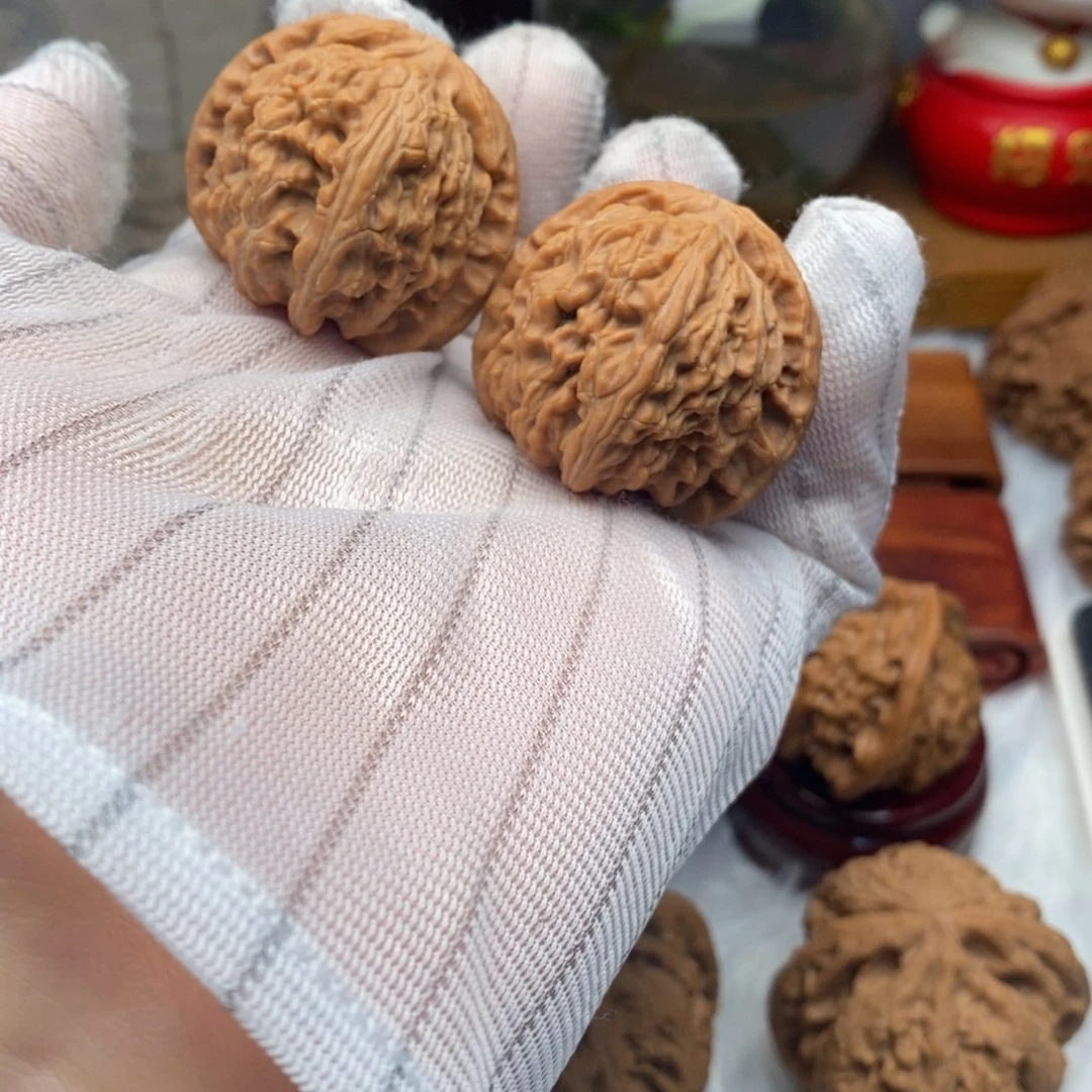 吊坠文玩核桃35尺寸小白狮子