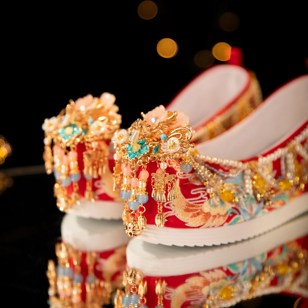 舞绣缘原创新娘结婚秀禾婚鞋古风红色重工流苏手工汉服鞋女内增高