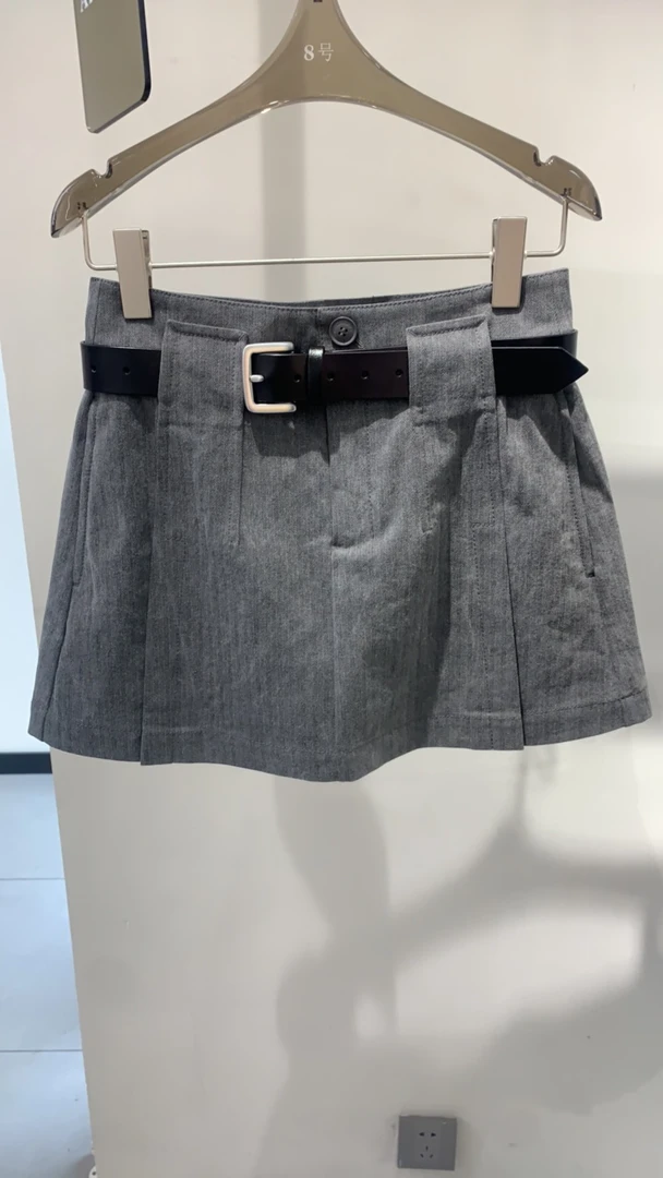 【8号货仓】灰色半裙