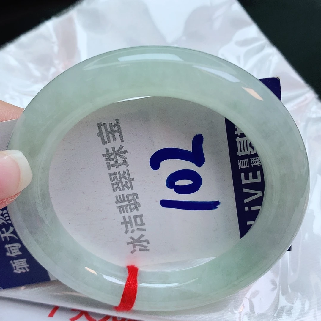 翡翠手镯未镶嵌缅甸天然a货翡翠手镯