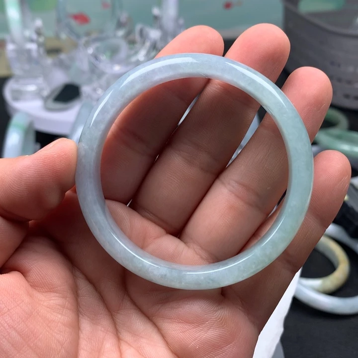 翡翠未镶嵌手镯天然翡翠手镯