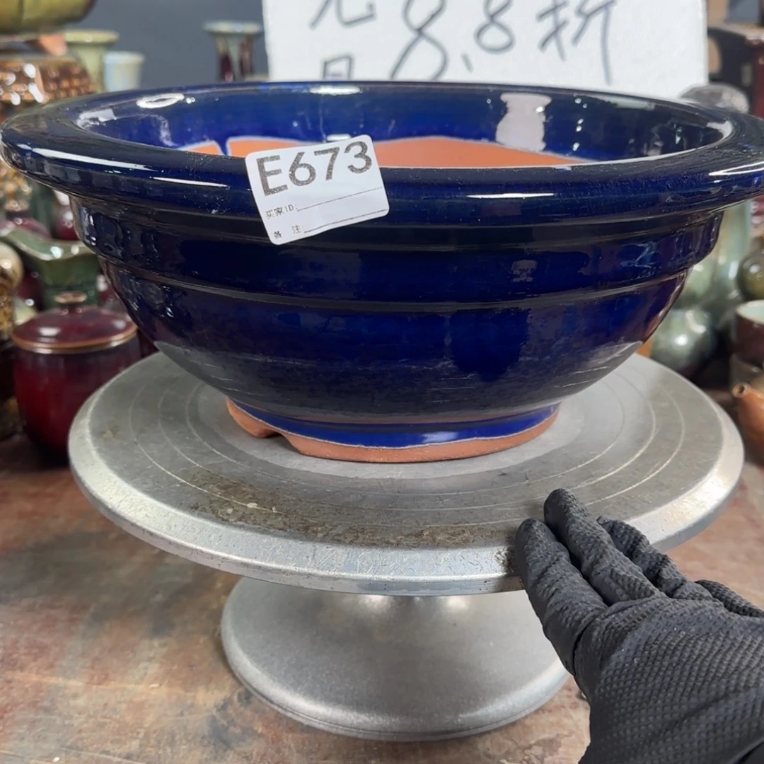 黄***熊花盆紫砂673