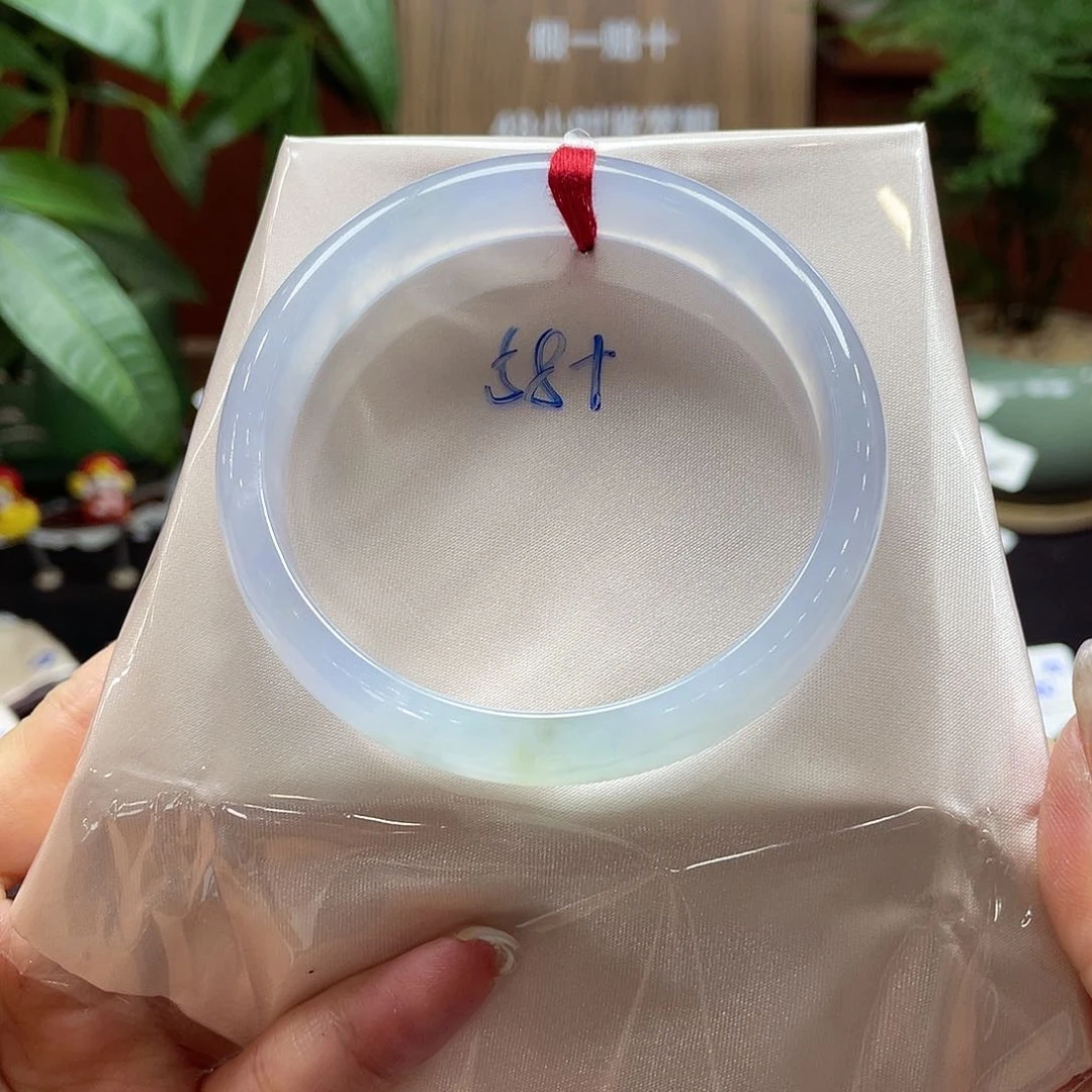 翡翠手镯未镶嵌41 号链接