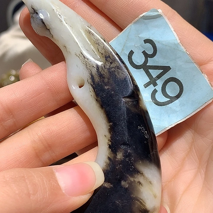 志***合和田玉未镶嵌挂件