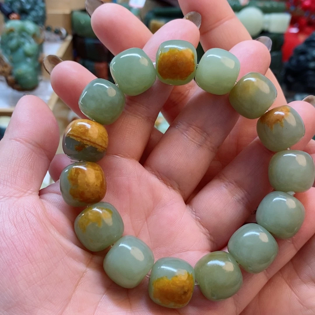 透闪石质玉手串未镶嵌