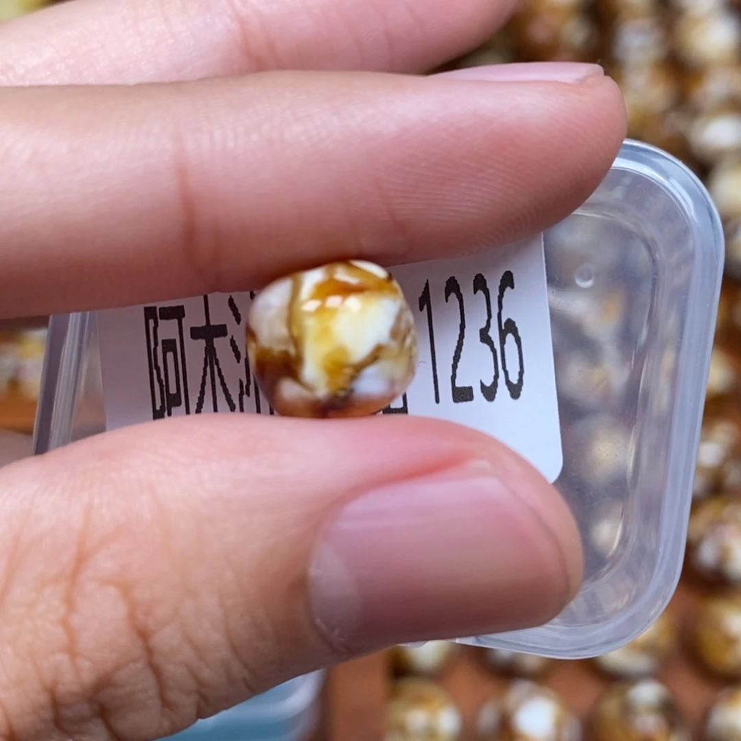 把件猴头核桃沁色圆珠老型1236