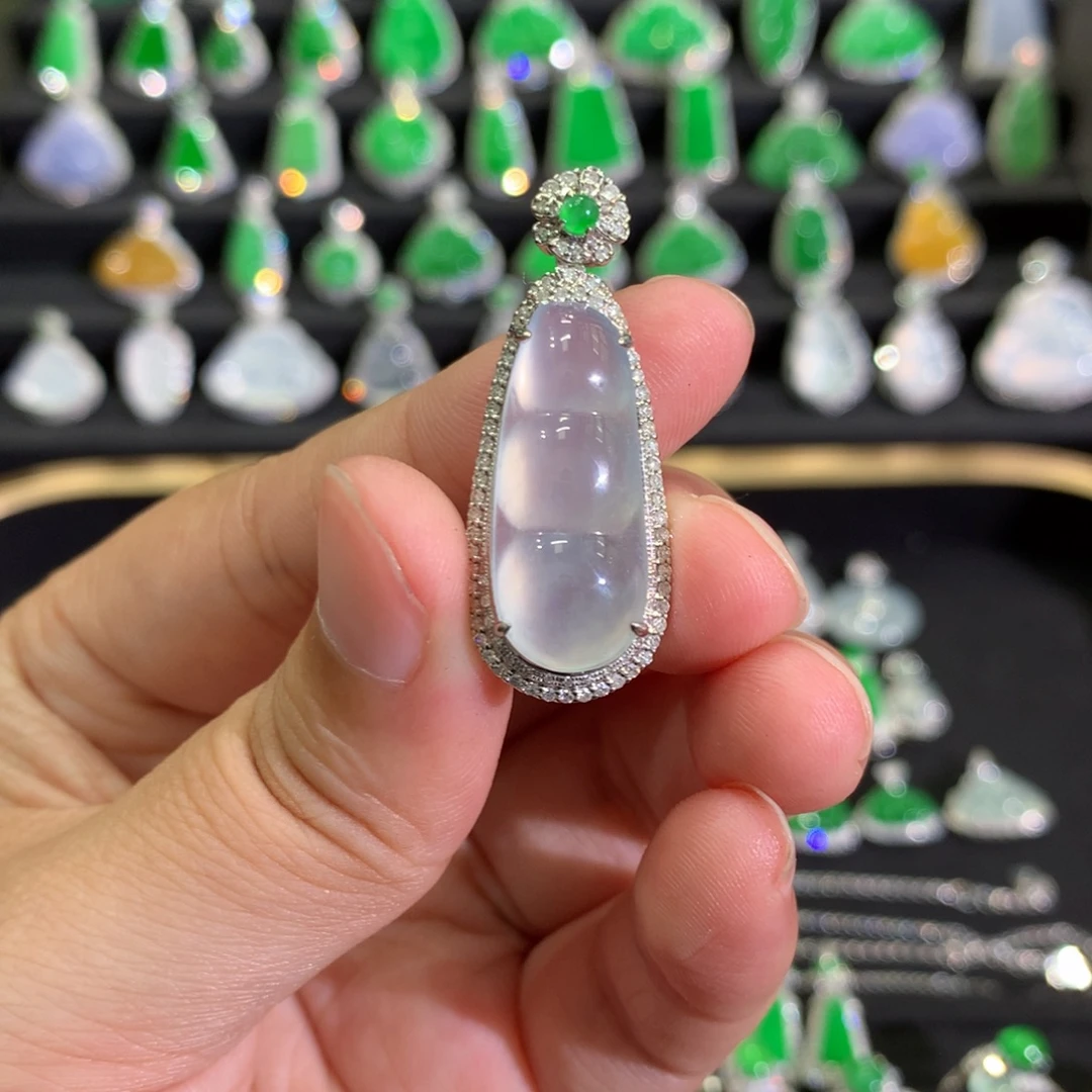 翡翠18K金镶嵌吊坠(不含链)吊坠