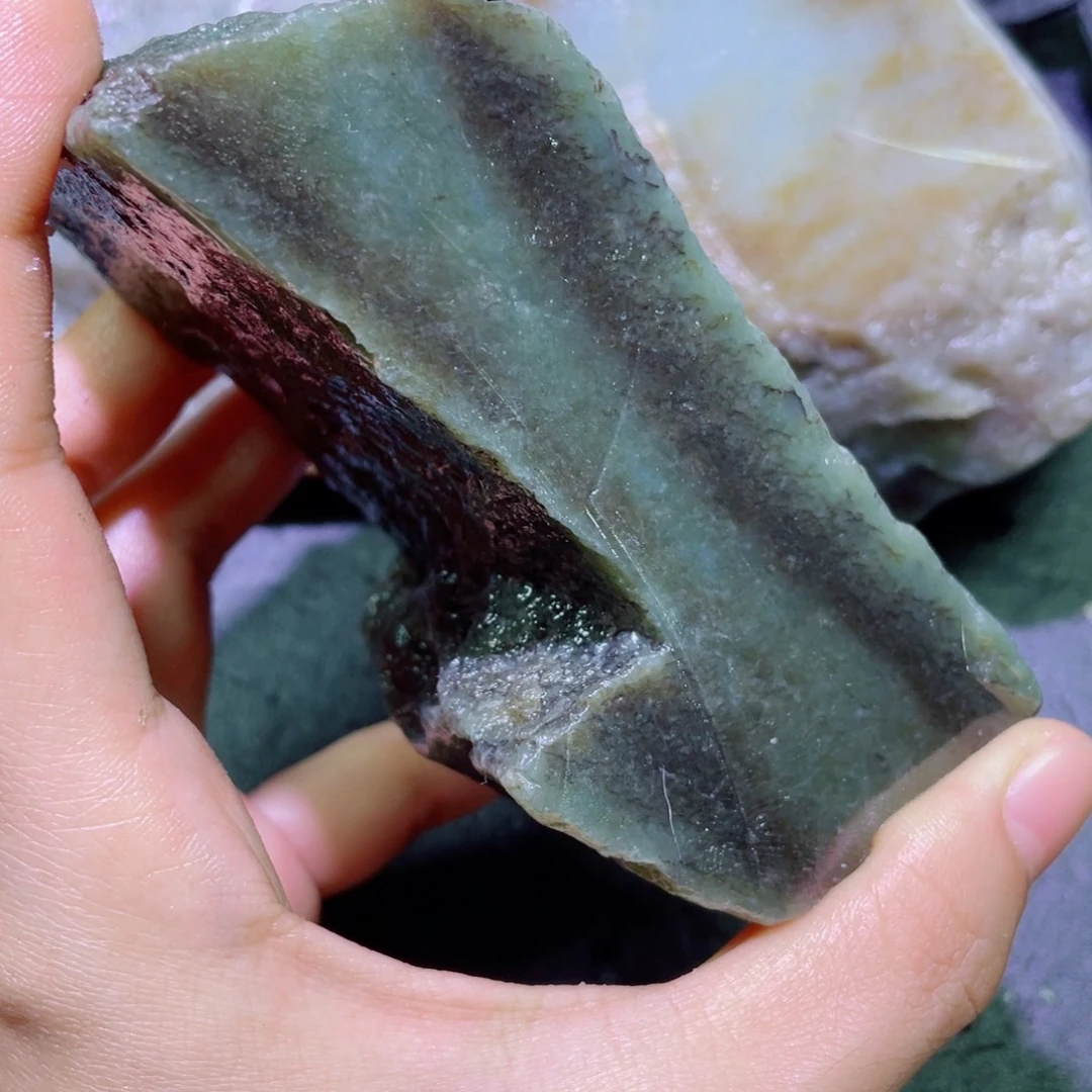 和田玉未镶嵌珠宝半成品