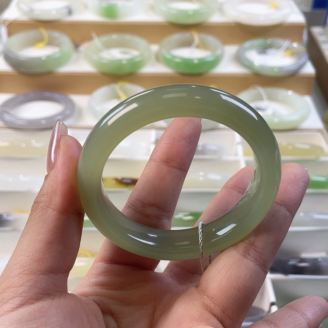 和田玉未镶嵌手镯冰猫 茶绿