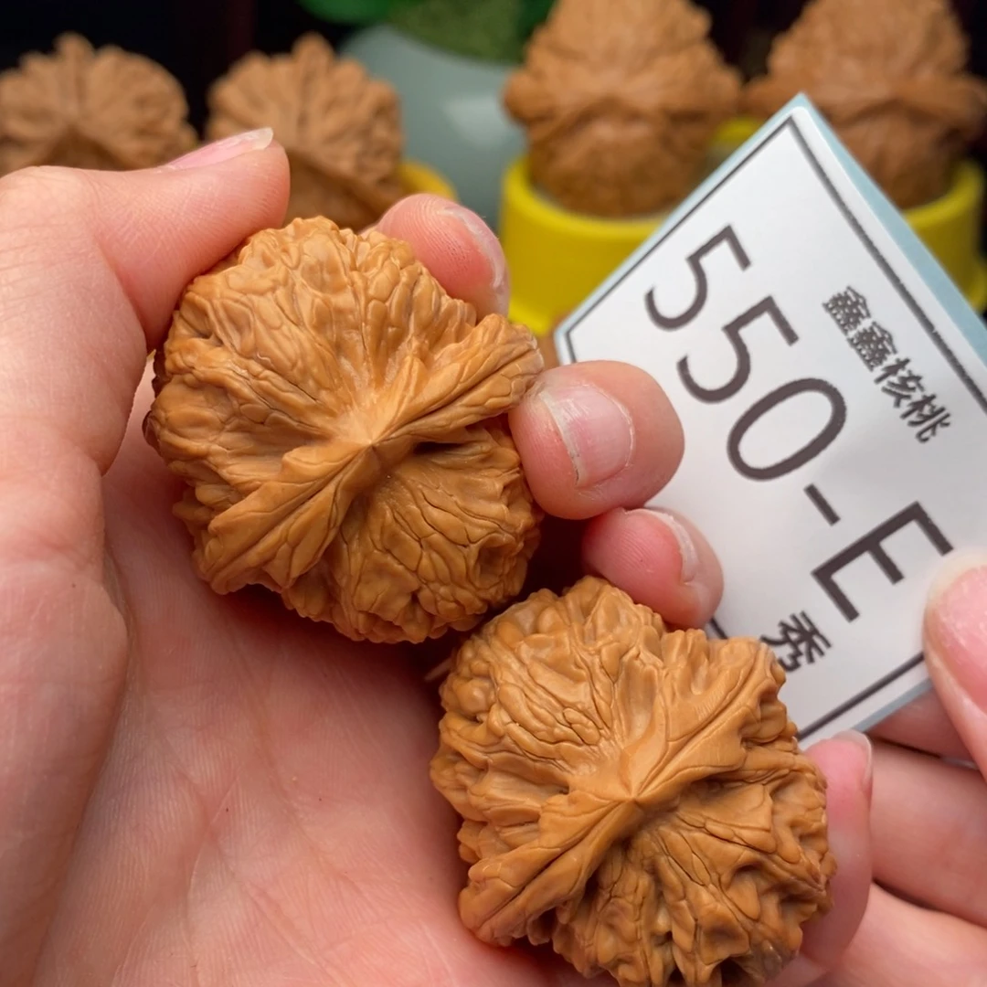 文玩核桃把件红锦鲤42