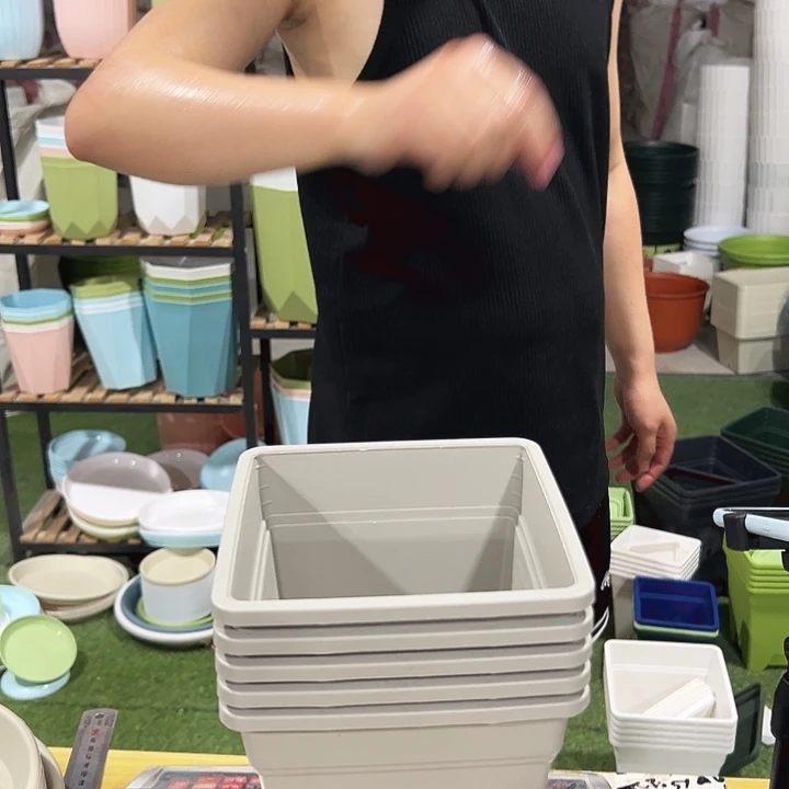 特价方形口16高18灰白无托5只