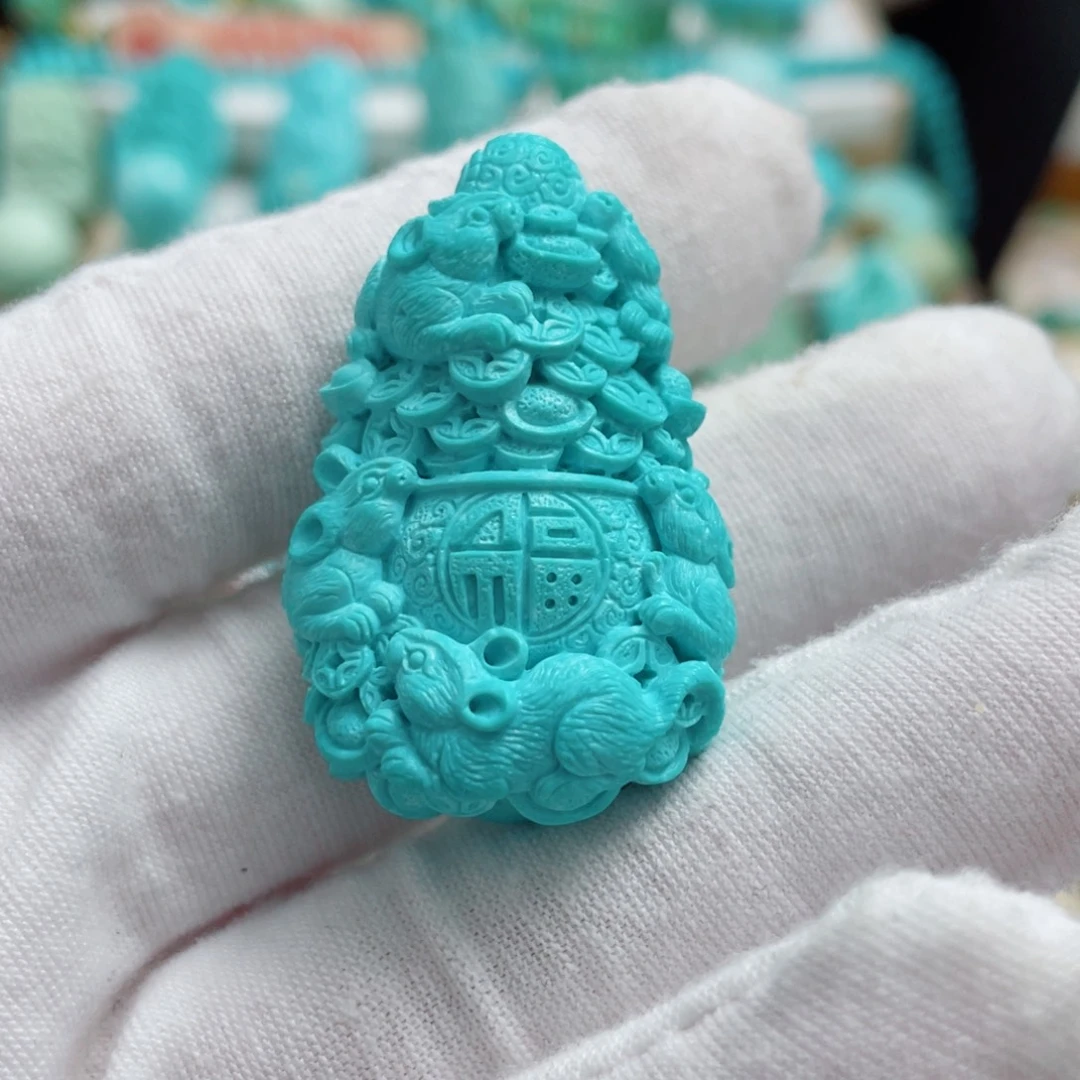 绿松石未镶嵌珠宝奇石