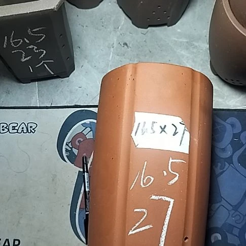 红泥抽角一个六方