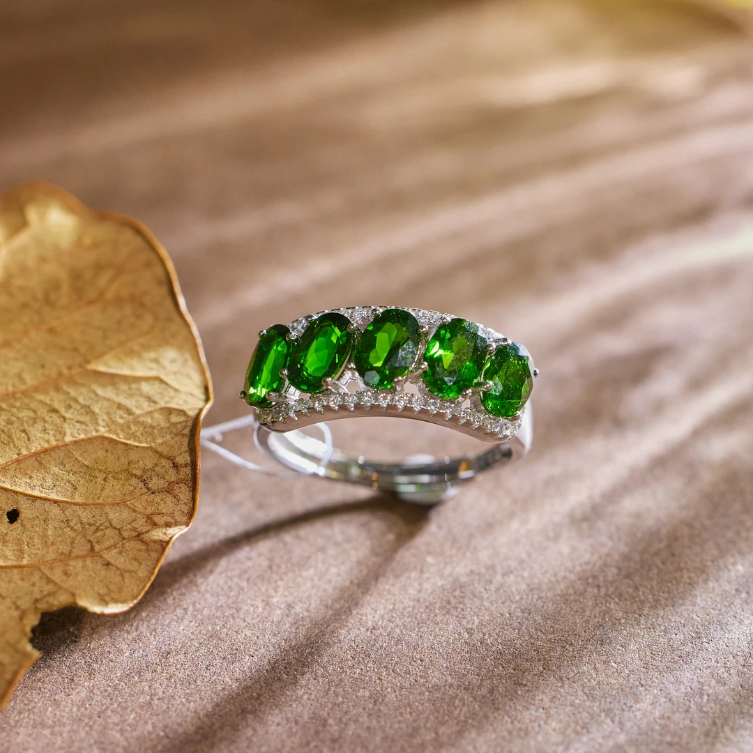 【歪歪】透辉石戒指*S925镶嵌W8877