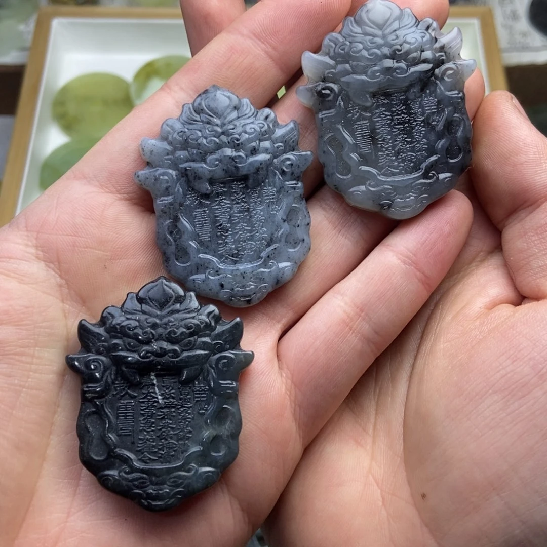 蛇纹石玉颈饰未镶嵌4**宝