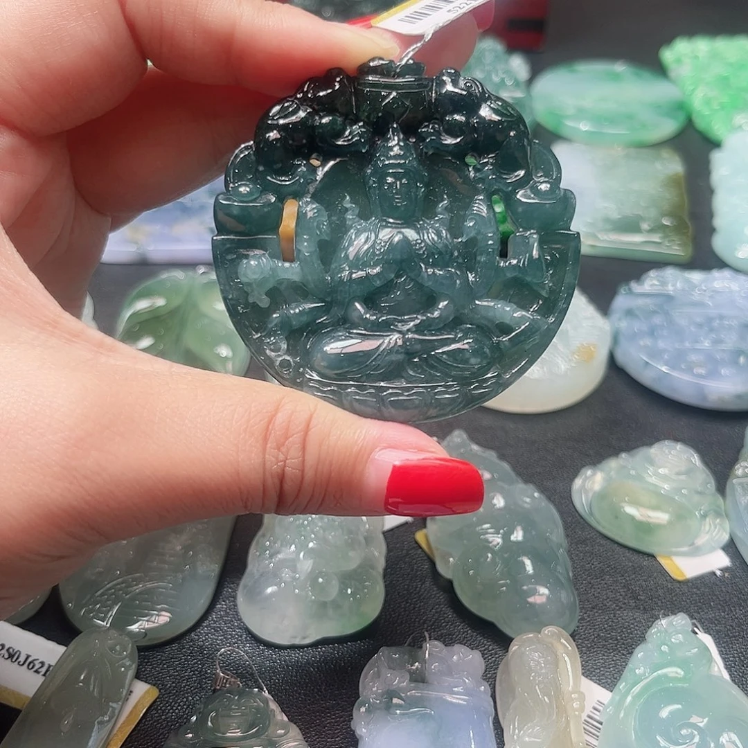 翡翠未镶嵌颈饰吊坠