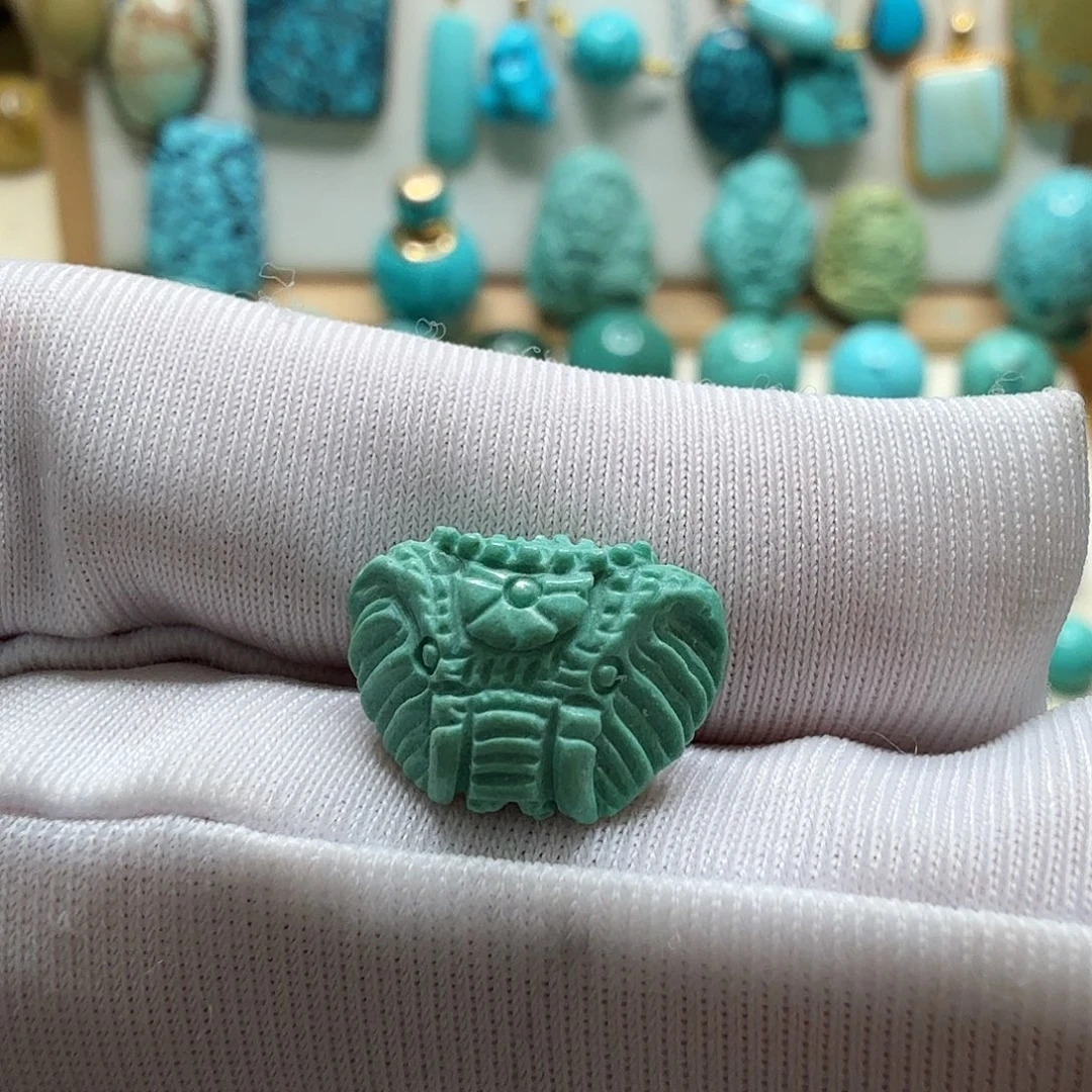 绿松石未镶嵌原矿