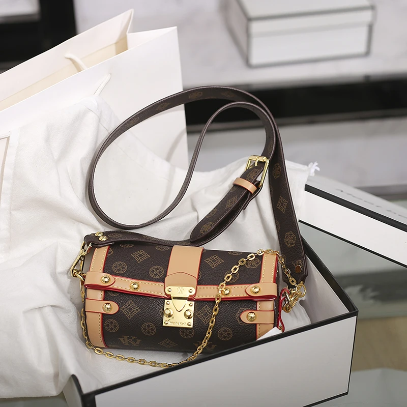 时尚手拎圆筒包2025新款复古印花单肩包经典宽肩带潮流百搭斜挎包