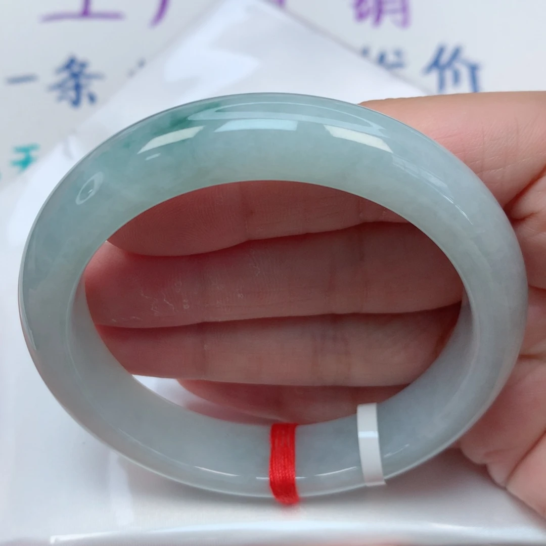 翡翠手镯未镶嵌57.9圈 有纹 开播福利