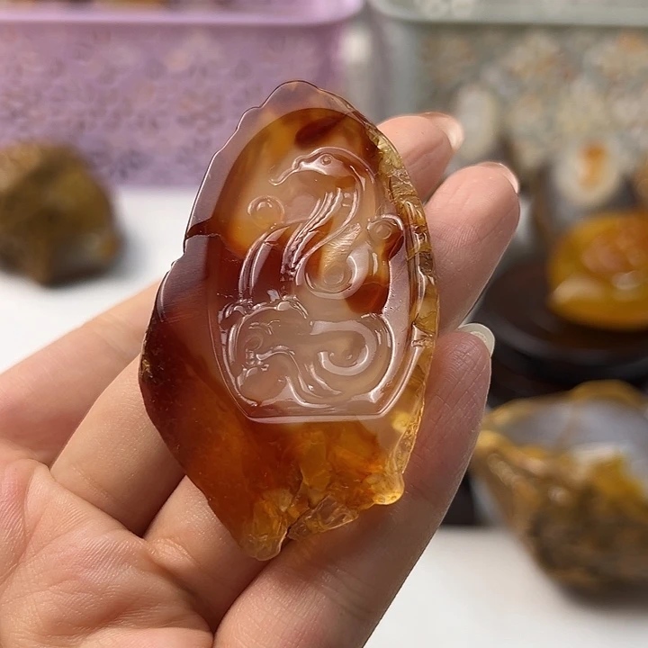 玛瑙/玉髓颈饰合金