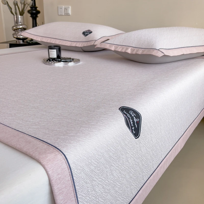 A类2025新款冰丝凉席三件套婴儿可用夏天冰豆豆可机洗夏季床笠款3