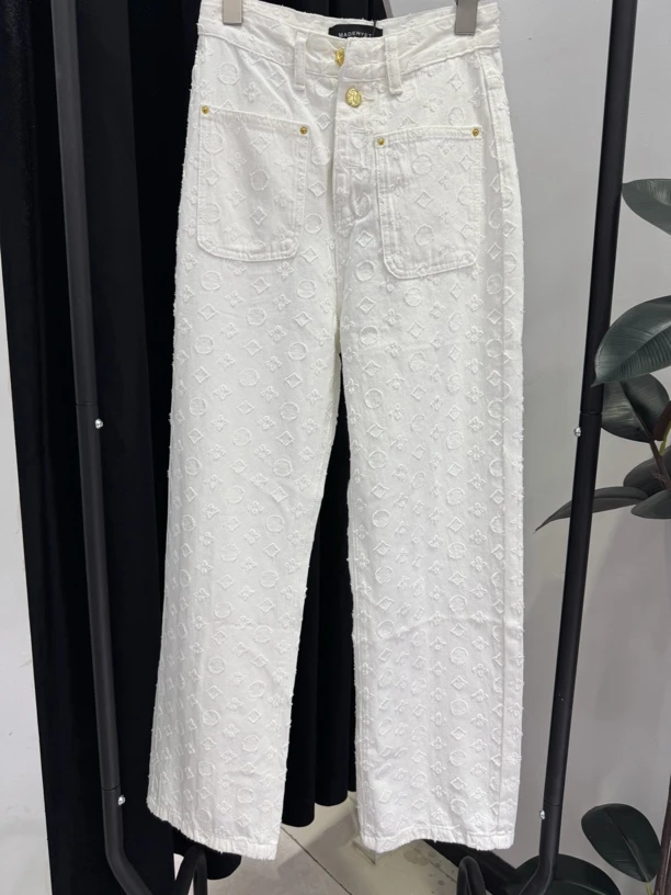 【顺丰包邮】MADANY新款直筒牛仔裤(实体店款NO退NO换)