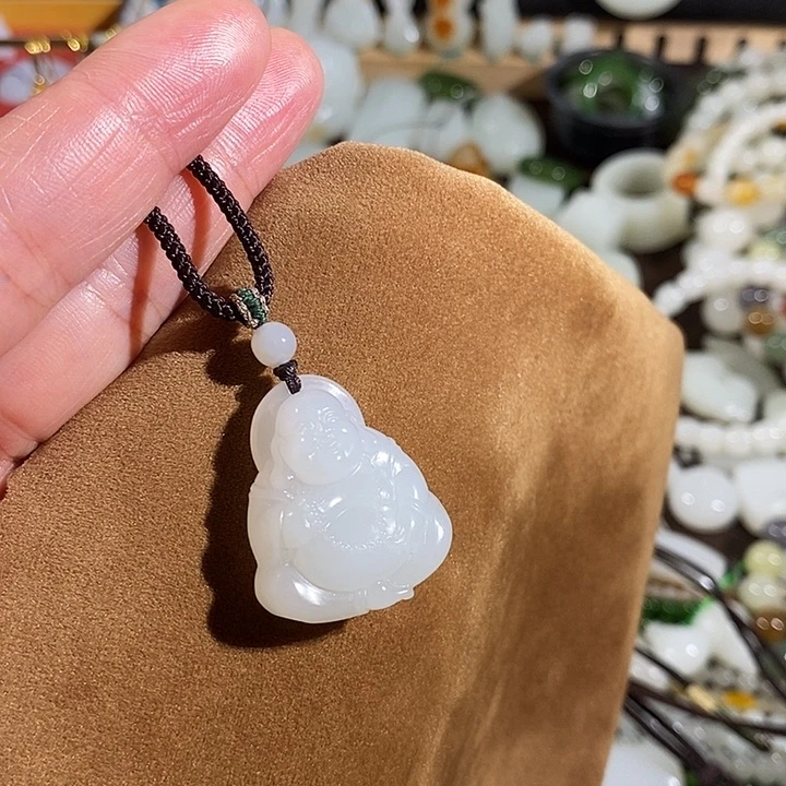 和田玉颈饰未镶嵌L***1