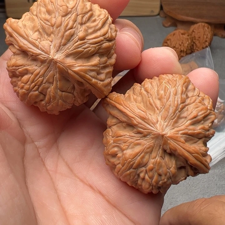 把件文玩核桃歪磨红皮41