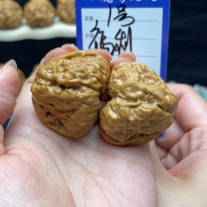 核桃把件1号 蛙蛙蛙 4000