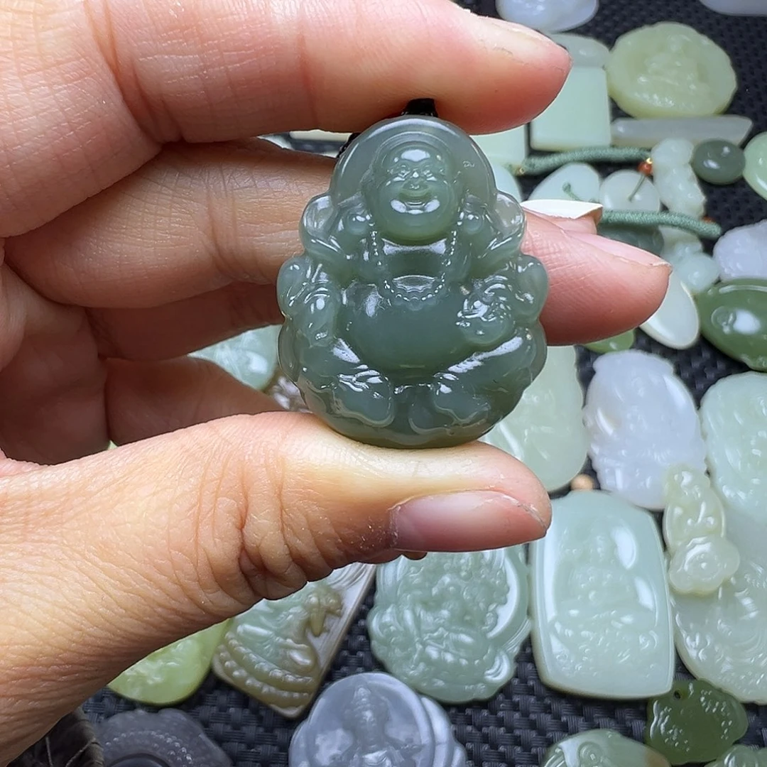 和田玉未镶嵌颈饰卡31