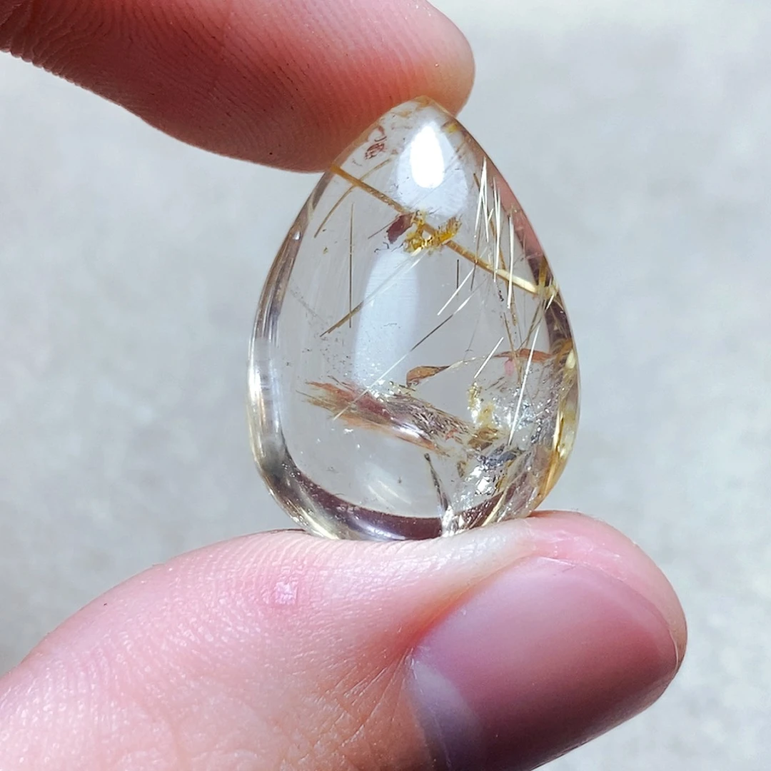 水晶颈饰未镶嵌小*哥