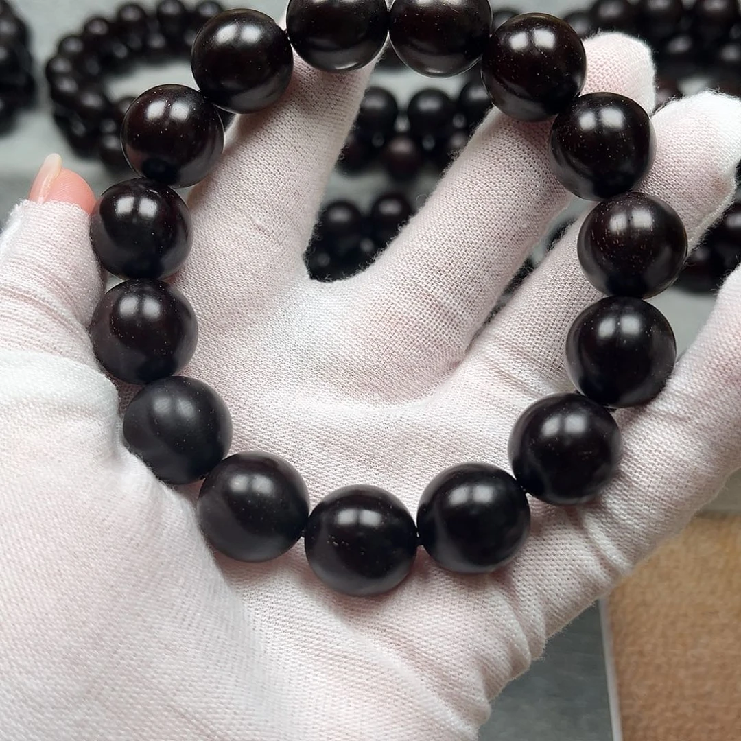 檀香紫檀（小叶紫檀）孟**你