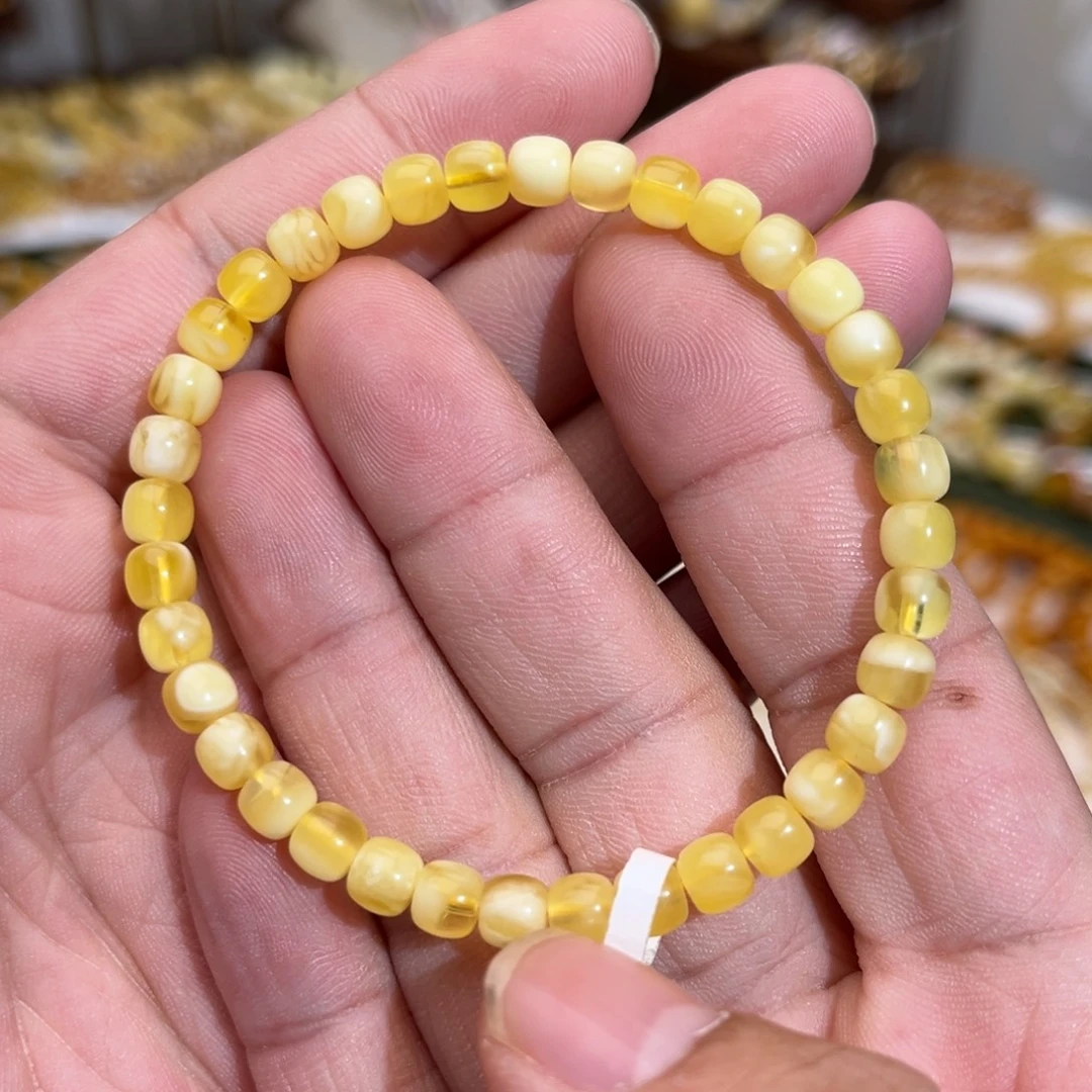 琥珀未镶嵌手链5.5mm