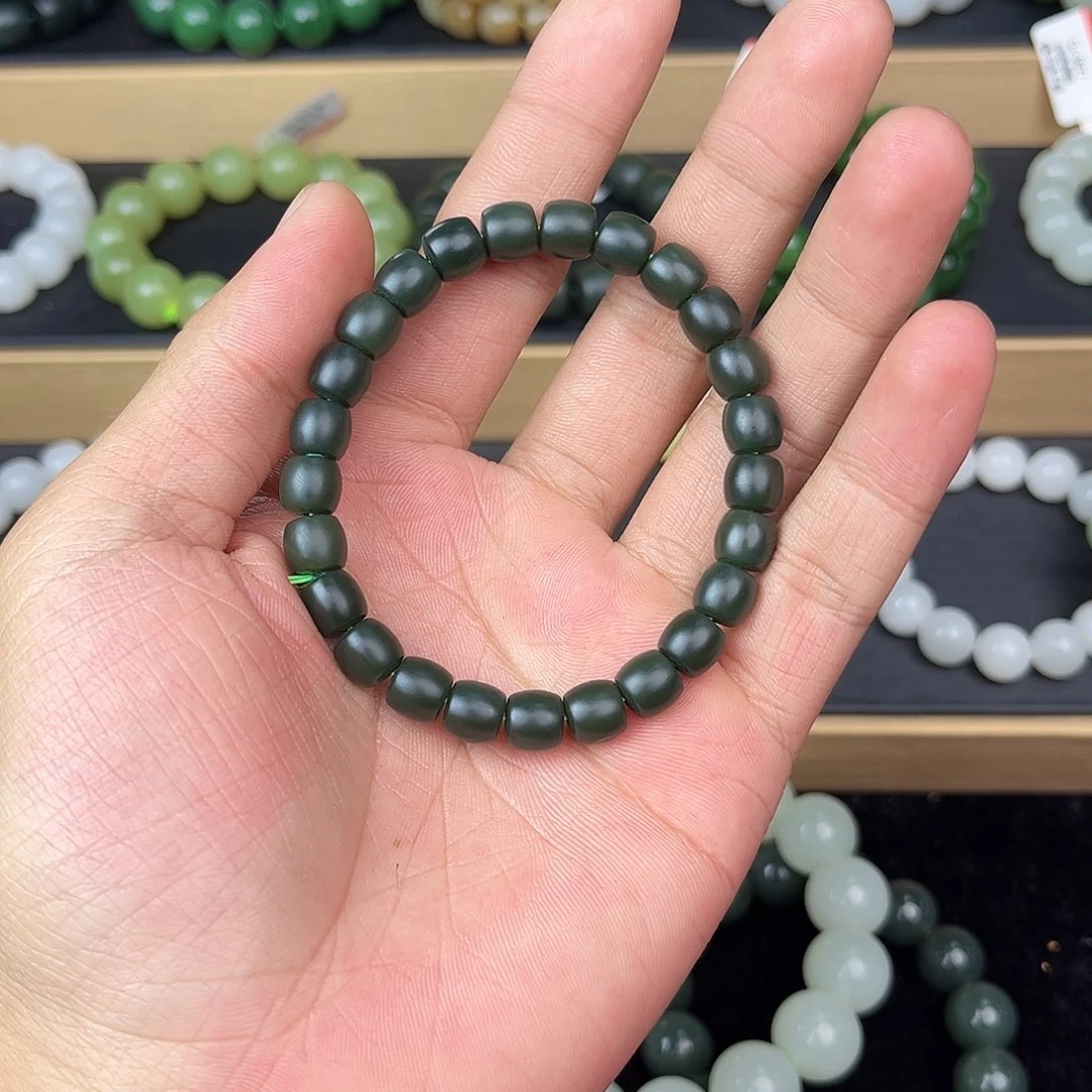 和田玉手串未镶嵌纯天然新疆和田玉沙枣青直切8mm