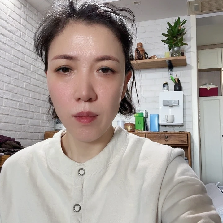 羊羔毛好想要小点衣服和裙子呜呜