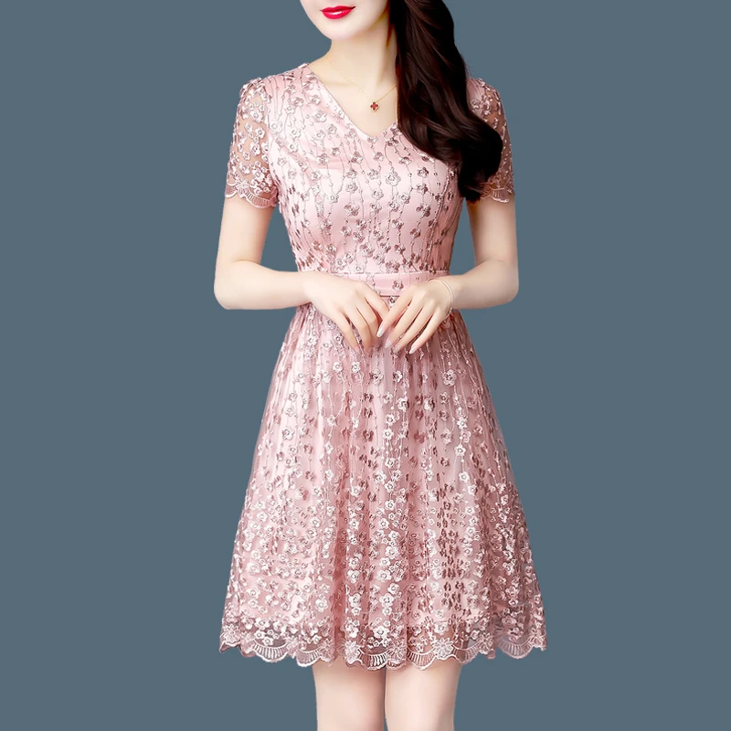 7171粉色网纱刺绣连衣裙