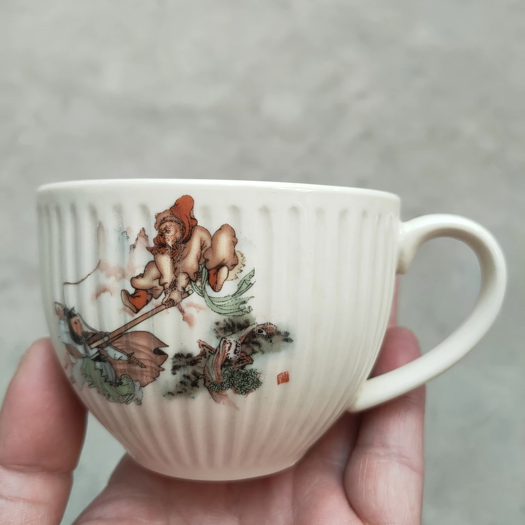 牙黄瓷瓜棱三打水杯，茶杯，有瑕疵，介意勿拍茶具茶具直播