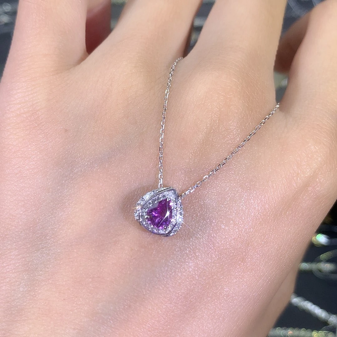 颈饰蓝宝石18K金镶嵌