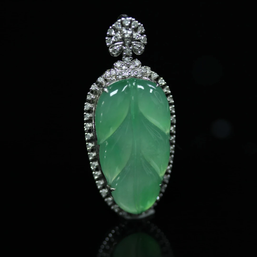 天然缅甸翡翠A货18K白金镶金枝玉叶叶子吊坠/1230878/拍卖