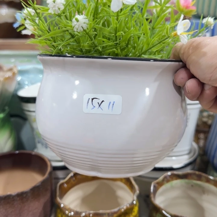 凑9块包邮，有孔，花盆