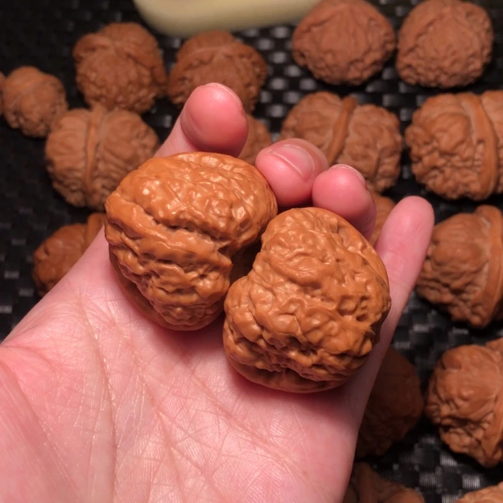 文玩核桃把件开背暴力肌肉40