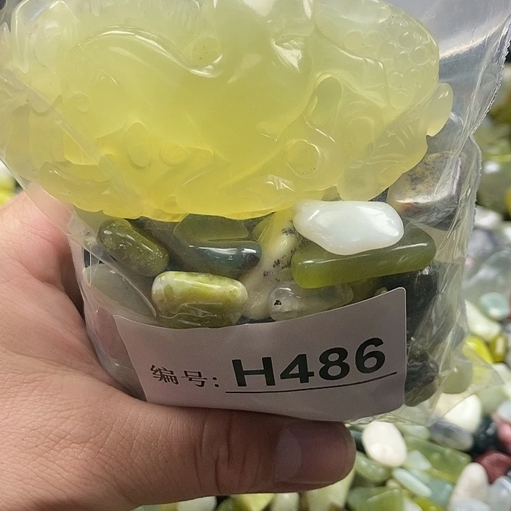 岫玉鱼缸石未镶嵌