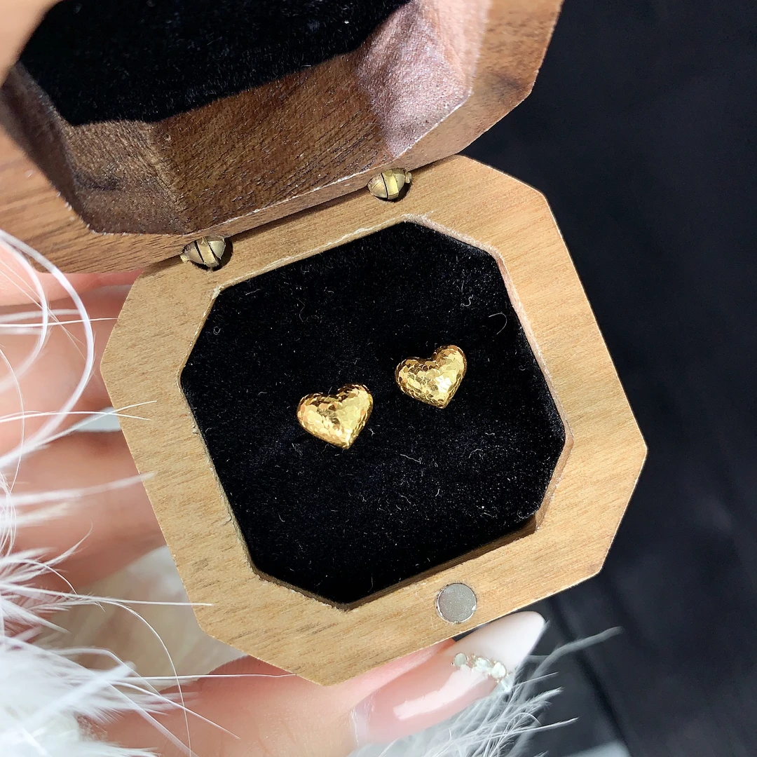 【伟新源】足金999 5G工艺 碎碎冰爱心弯钩1.63克