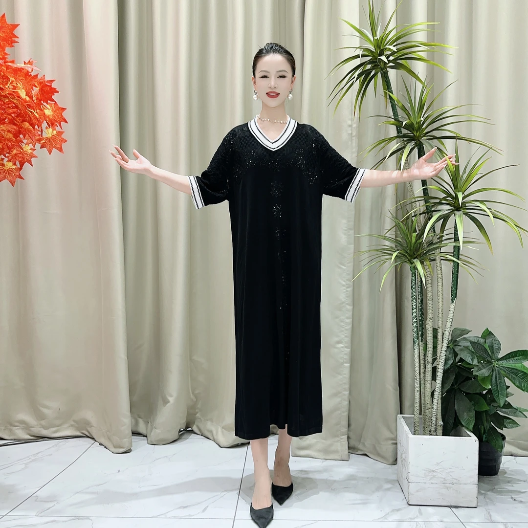 9601黑白色针织连衣裙收腰显瘦设计师优雅时尚气质复古夏季