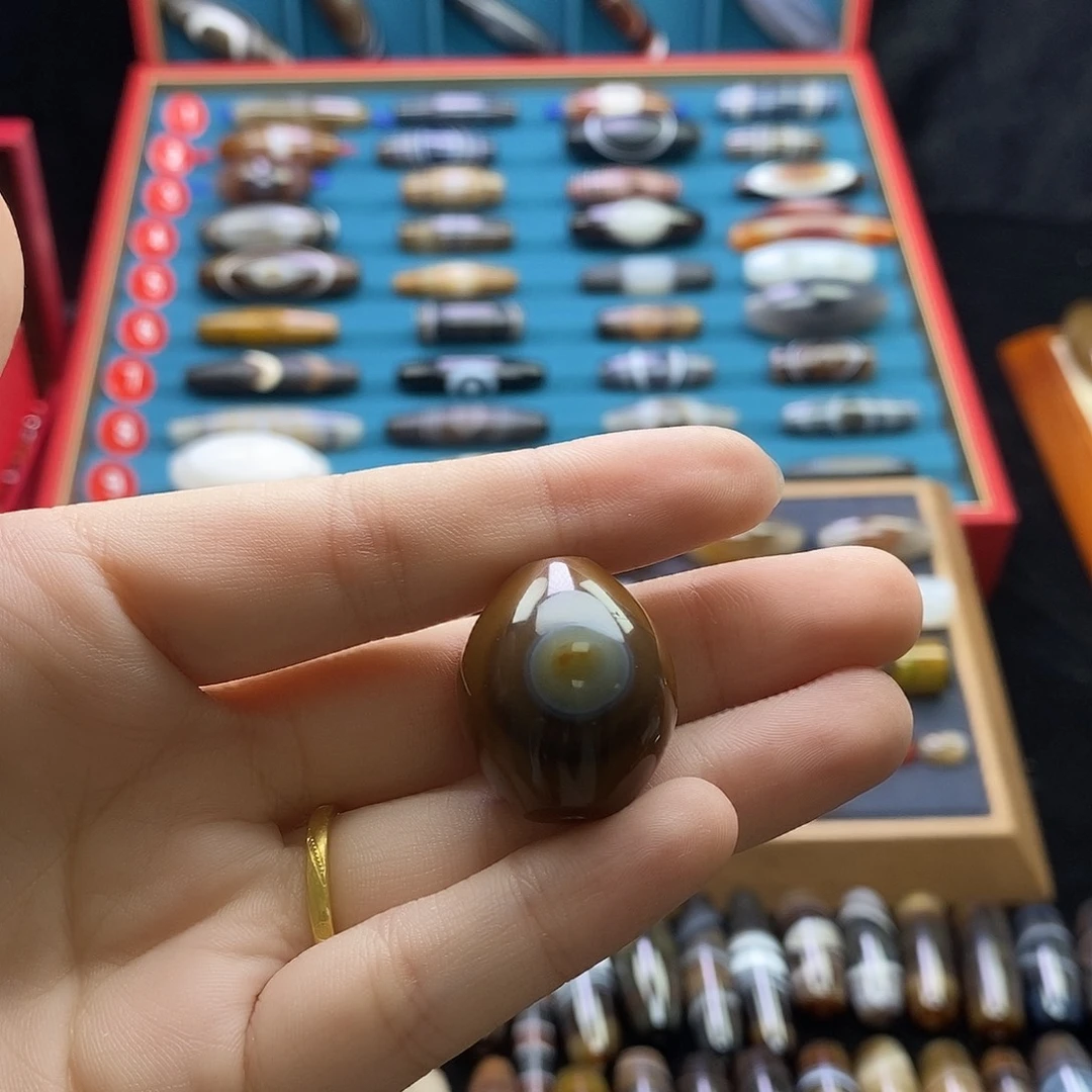 中***利玛瑙/玉髓颈饰未镶嵌