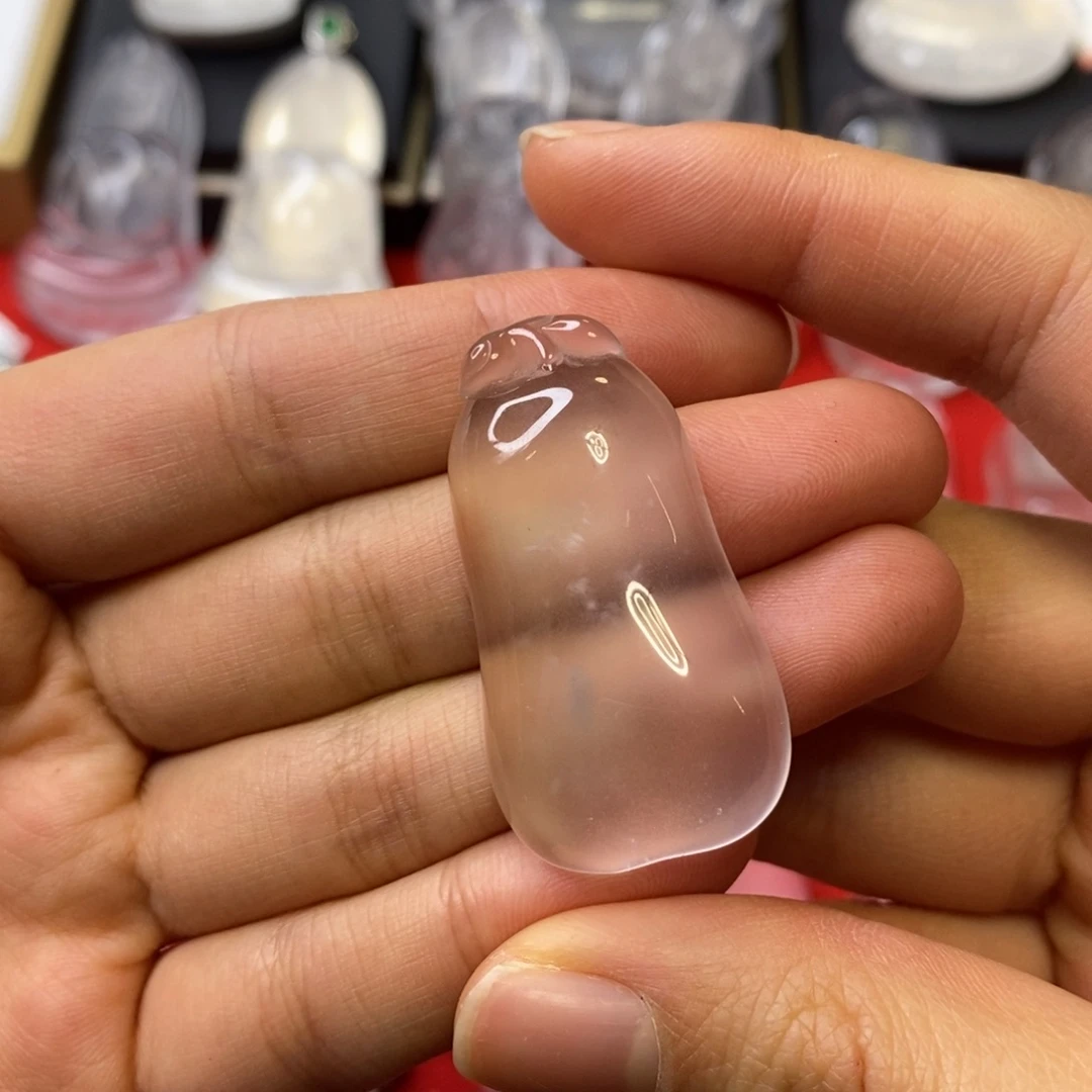 石英质玉未镶嵌吊坠