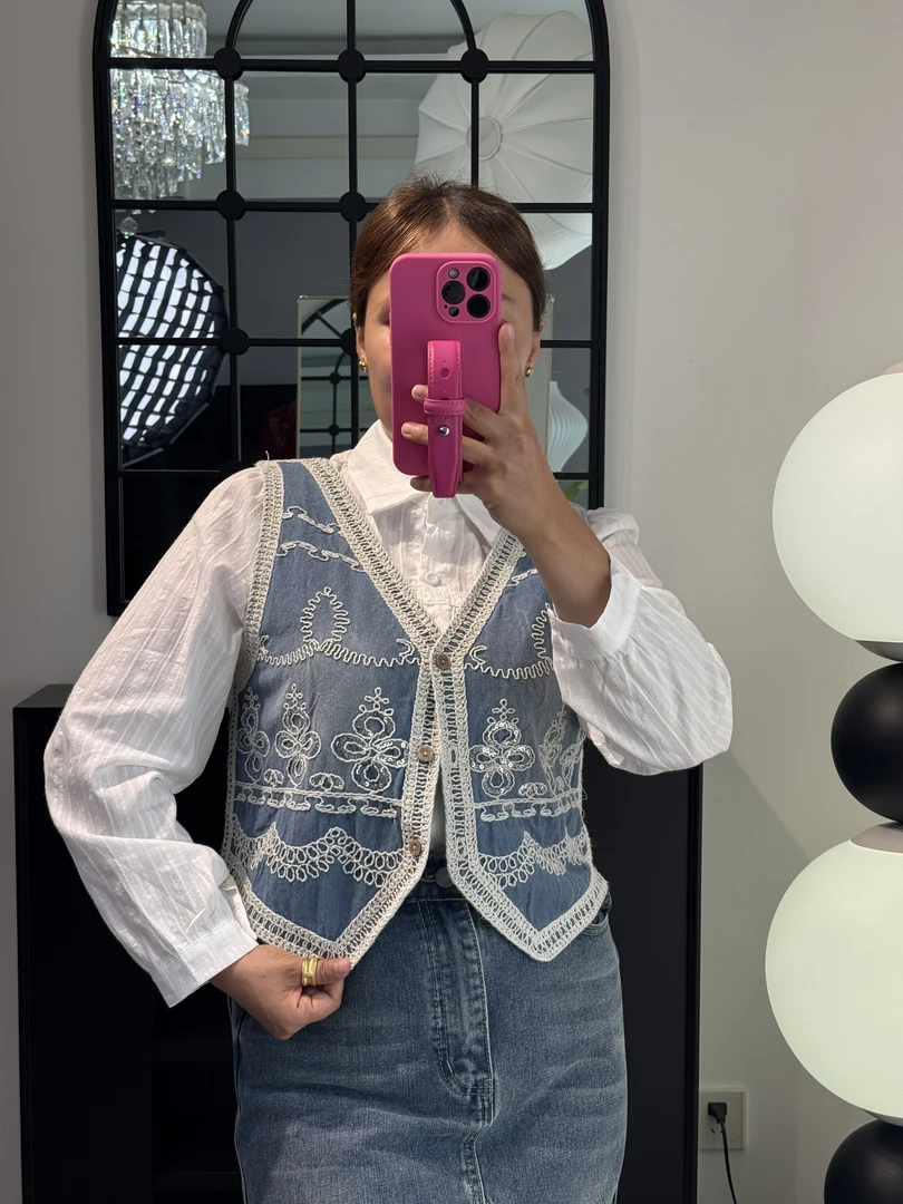 iselrag《亿瑟礼色彩》女装复古民族风刺绣马甲带长袖衬衫宽松上衣