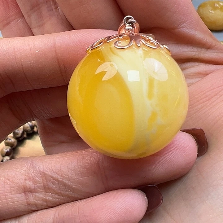 蜜蜡未镶嵌珠宝奇石