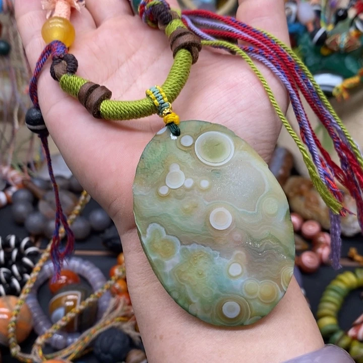 玛瑙/玉髓颈饰未镶嵌