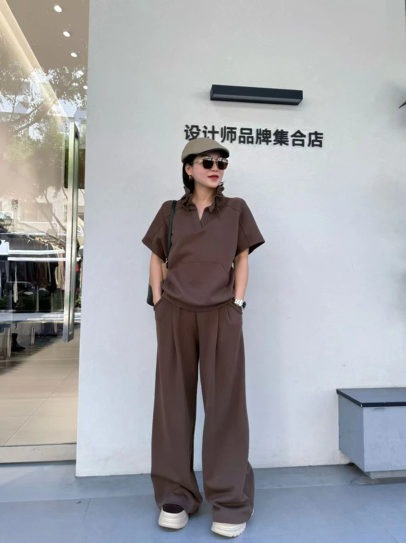 【卡蔓陈LILI】2025运动宽松百搭女韩版常规立领落肩袖连帽短外套